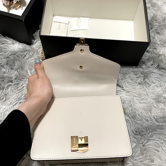Gucci Sylvie Leather Mini Chain Bag - Picture 15 of 15